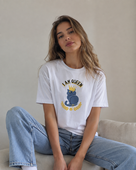 Vastrio Queen Cat Graphic T-Shirt | Unisex Cotton Regular Fit