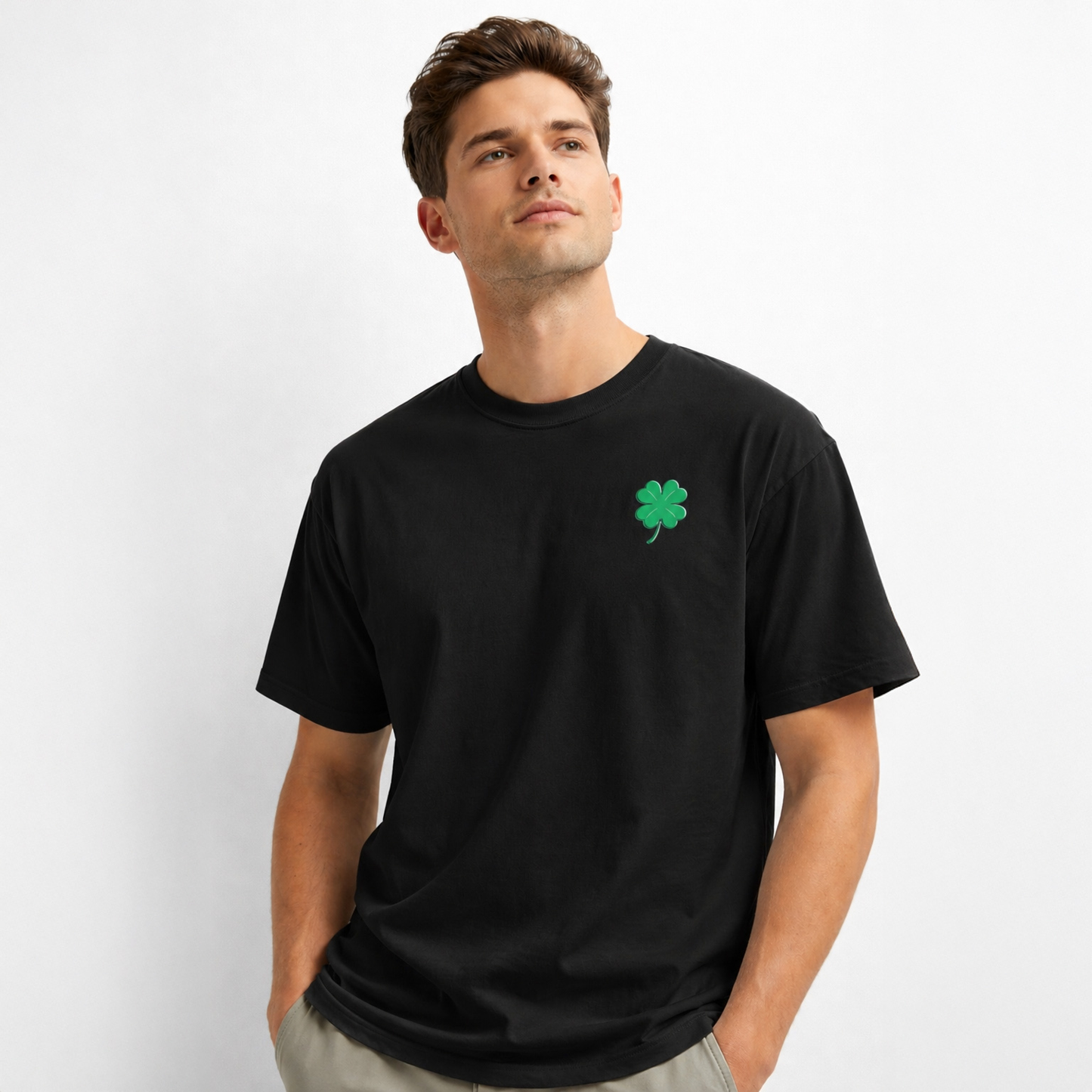 T-shirt unisexe classique à col rond | Collection broderie